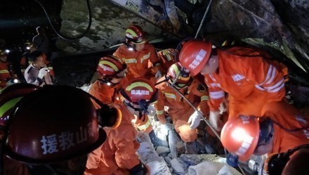 液體硅膠廠家心系地震災(zāi)區(qū)，祈禱平安